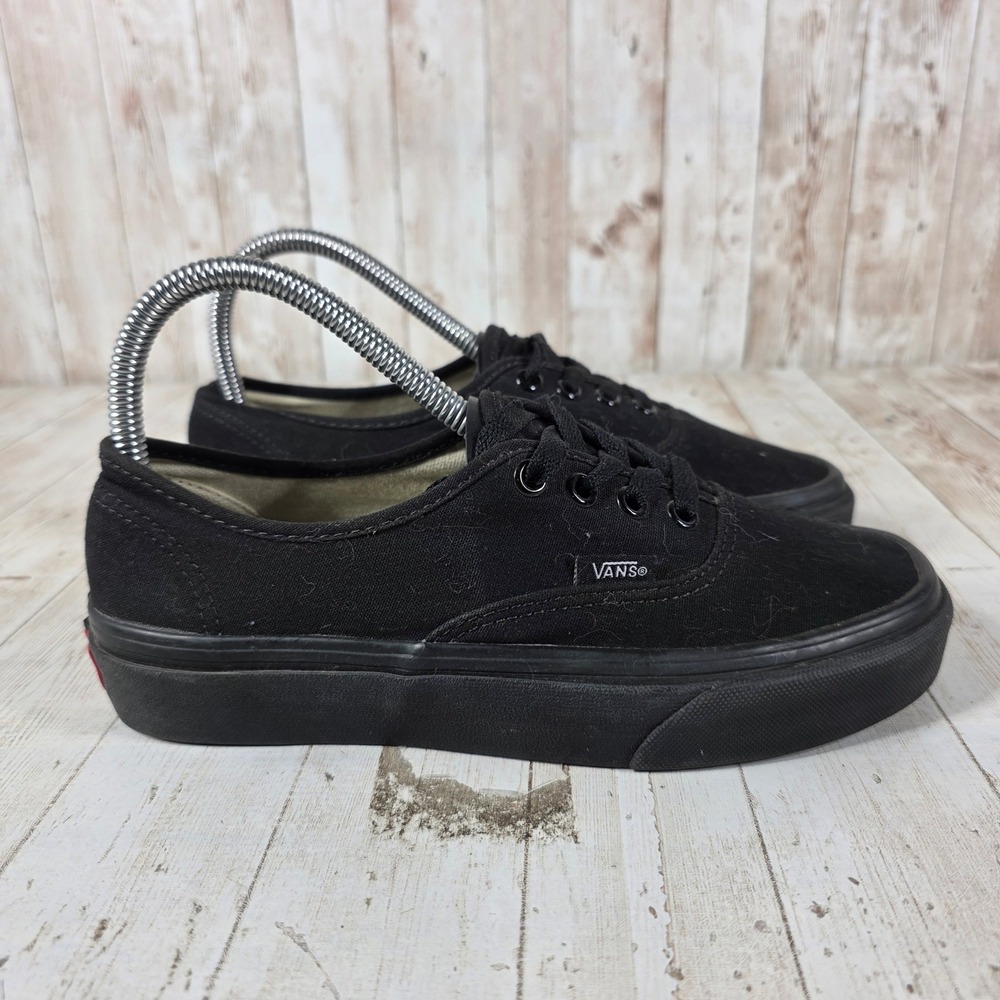 Vans Authentic Black Canvas Low Top Skate Shoes Sneakers Womens 6.5 Mens 5.0